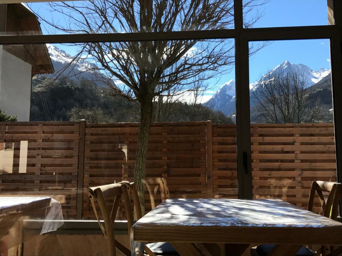 Appartement Tt Confort Au Coeur Des Montagnes Avec Vue Sur Les Montagnes Wifi Luz-Saint-Sauveur Eksteriør bilde